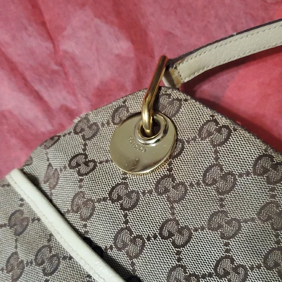 Gucci Eclipse Cream and Brown Shoulder Bag with Monogram Canvas - Picture 12 of 13